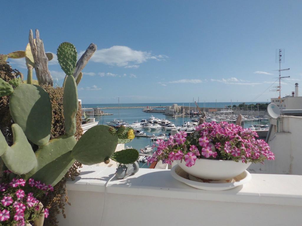 Portadamare Bed and Breakfast Trani Exteriör bild